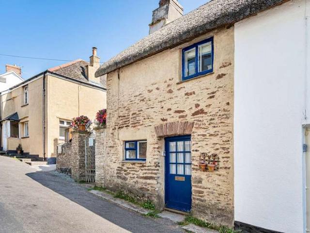 2 Bedroom Semi Detached House