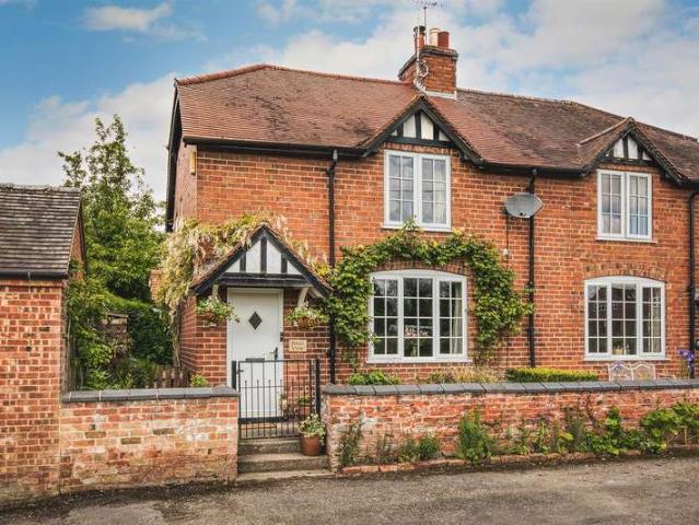 2 Bedroom Semi Detached House