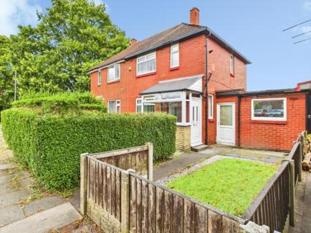 2 bedroom Semi detached house To Let
