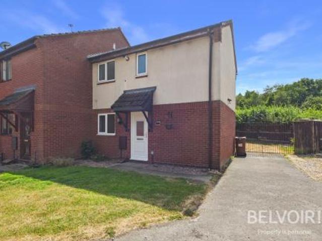 2 bedroom Semi detached house To Let