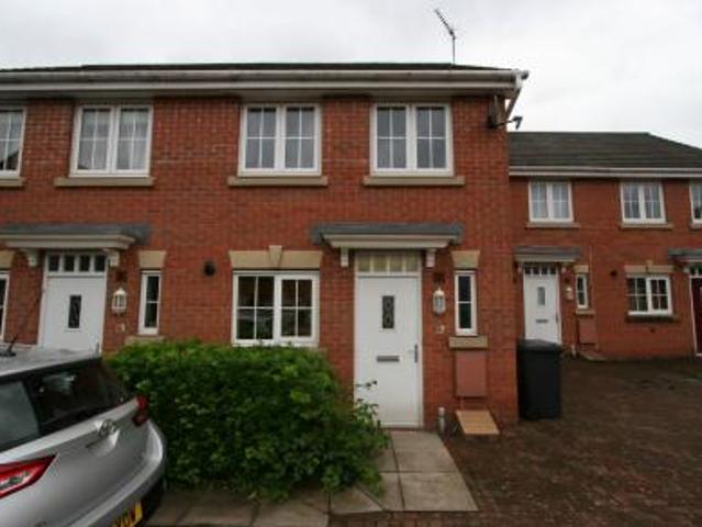 2 bedroom Semi detached house To Let