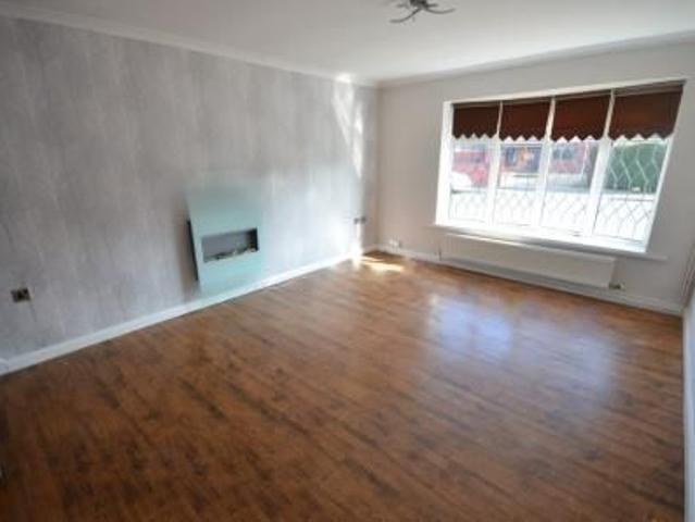 2 bedroom Semi detached house To Let