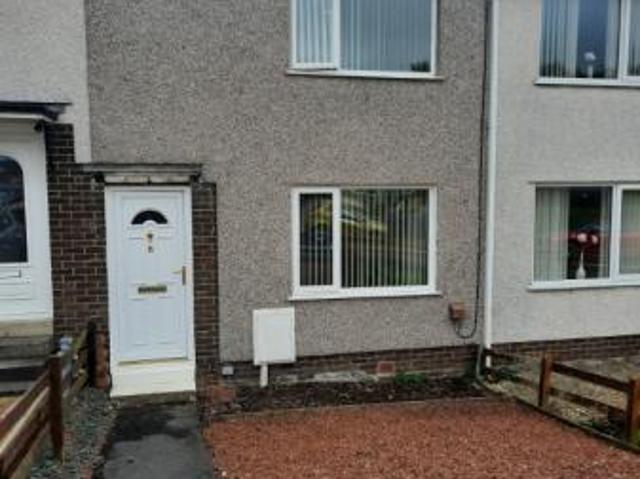 2 bedroom Semi detached house To Let