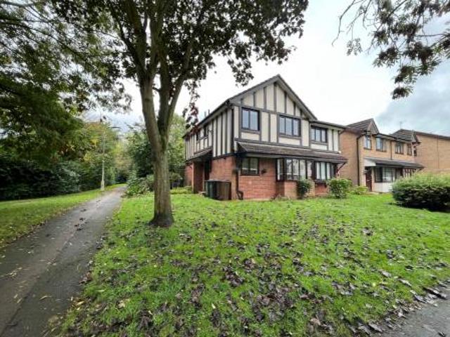 2 bedroom Semi detached house To Let