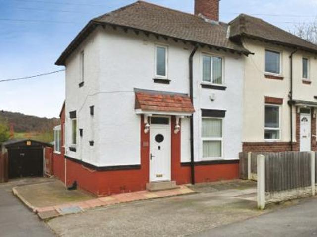 2 bedroom Semi detached house To Let