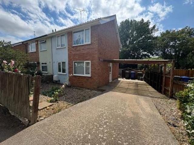 2 bedroom Semi detached house To Let