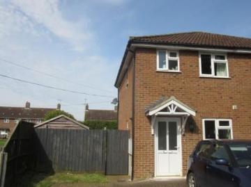 2 bedroom Semi detached house To Let