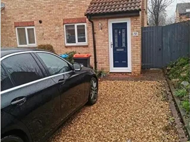 2 Bedroom Semi Detached House To Rent In Northcroft, Milton Keynes, MK5
