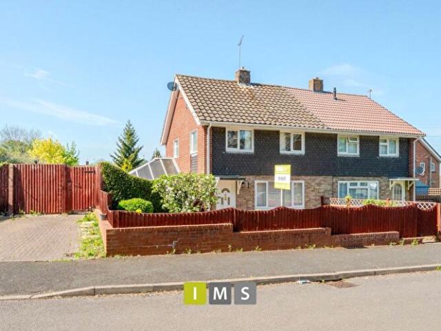 2 Bedroom Semi Detached House To Rent In Balmoral Avenue, Banbury, OX16