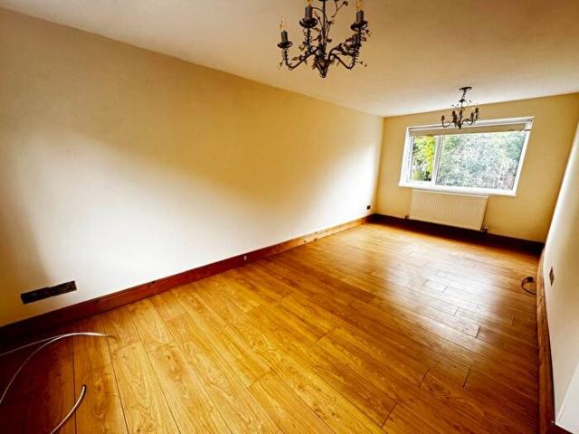 2 Bedroom Semi Detached House To Rent In Bowhill Way, Leicester, Leicestershire, LE5