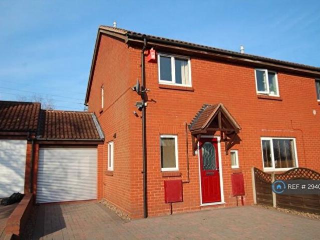 2 Bedroom Semi Detached House To Rent In Carters Close, Sutton Coldfield, B76