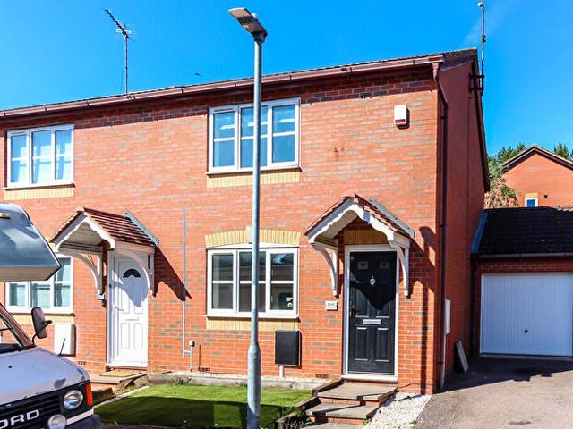 2 Bedroom Semi Detached House To Rent In Chatsworth Drive, Wellingborough, NN8