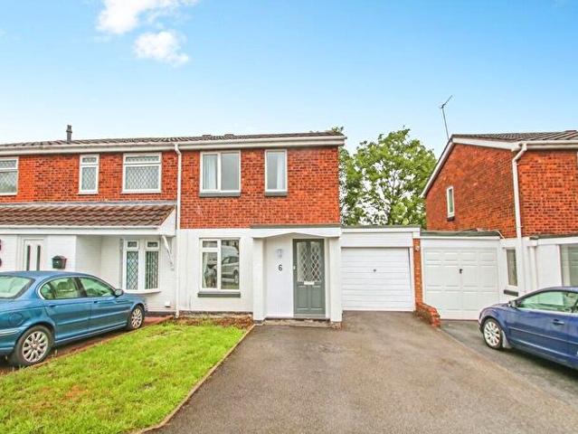 2 Bedroom Semi Detached House To Rent In Cobia, Dosthill, Tamworth, B77