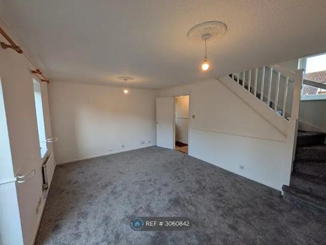 2 Bedroom Semi Detached House To Rent In Hillgrounds Road, Kempston, Bedford, MK42