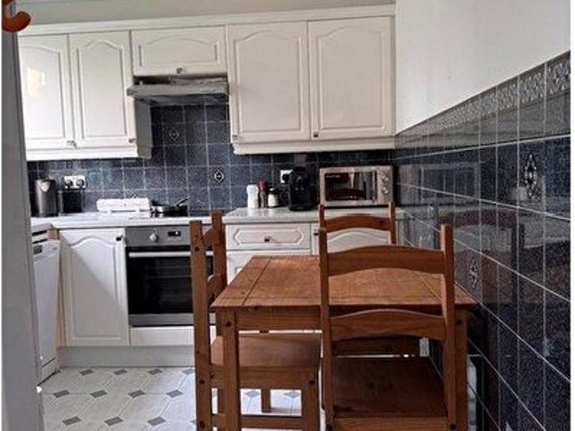 2 Bedroom Semi Detached House To Rent In Hirsel Place, Glasgow, G71