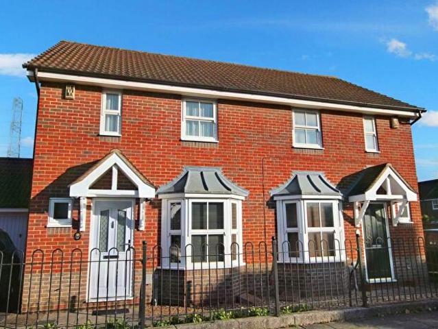 2 Bedroom Semi Detached House To Rent In Horton Close, Aylesbury, HP19