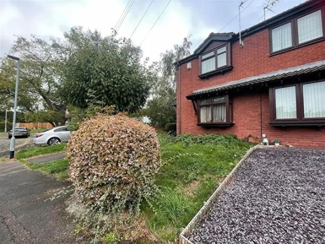 2 Bedroom Semi Detached House To Rent In Kestrel Close, Carlton, Nottinghamshire, NG4