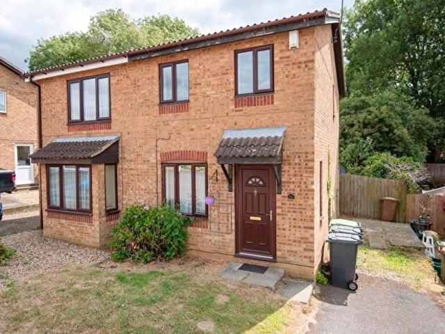 2 Bedroom Semi Detached House To Rent In Linnet Close, Wellingborough, NN8