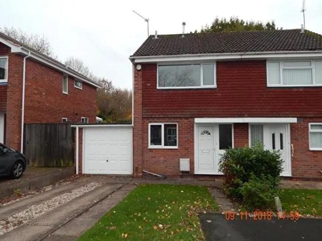 2 Bedroom Semi Detached House To Rent In Lindridge Close, Redditch, B98
