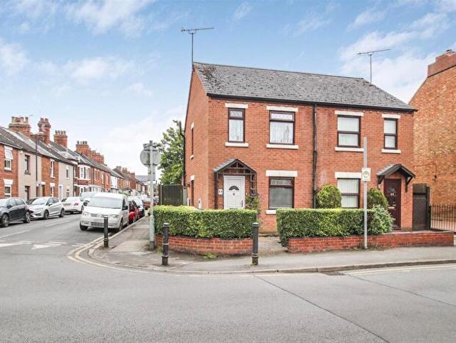 2 Bedroom Semi Detached House To Rent In Lower Hillmorton Road, Rugby, Warwickshire, CV21