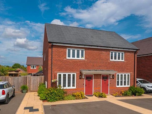 2 Bedroom Semi Detached House To Rent In Payne Drive, Alcester, B49