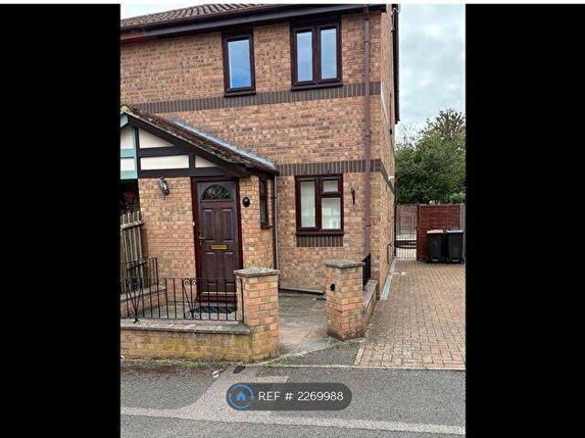 2 Bedroom Semi Detached House To Rent In Stafford Grove, Milton Keynes, MK5