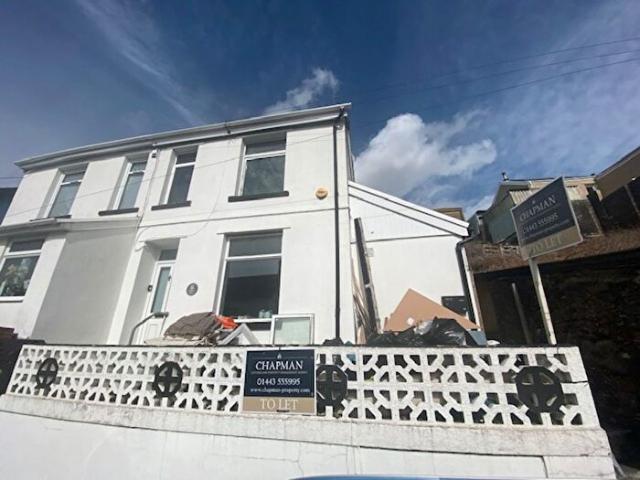 2 Bedroom Semi Detached House To Rent In Spencer Place, Treharris, CF46