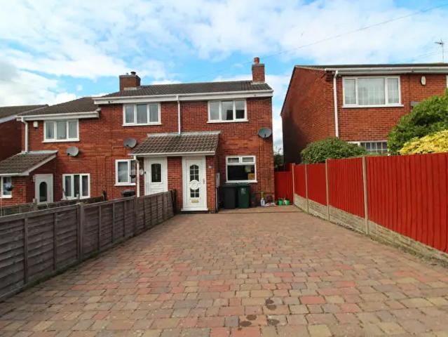 2 Bedroom Semi Detached House To Rent In Windmill Street, Swadlincote, DE11
