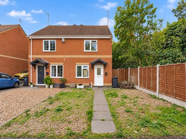 2 bedroom semi detached house to rent