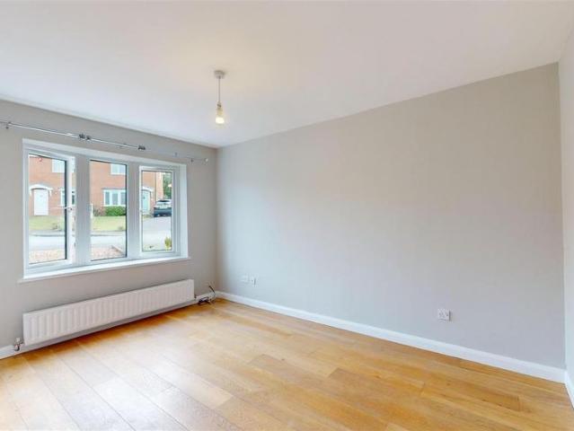 2 bedroom semi detached house to rent