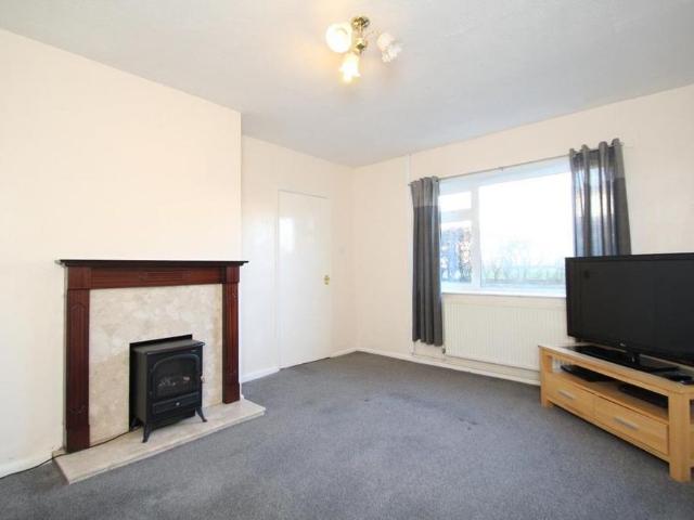 2 bedroom semi detached house to rent
