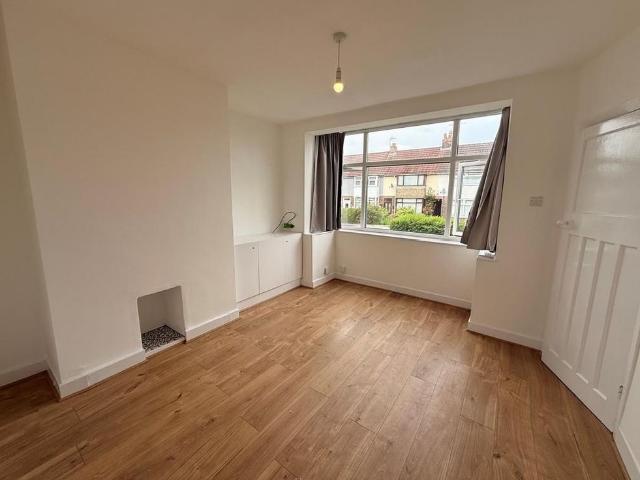 2 bedroom semi detached house to rent