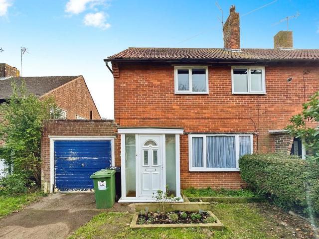 2 bedroom semi detached house to rent