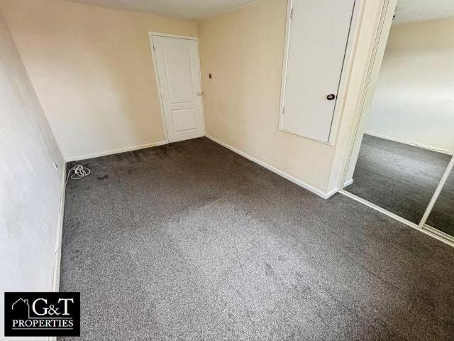 2 bedroom semi detached house to rent