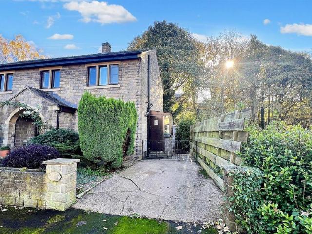 2 bedroom semi detached house to rent