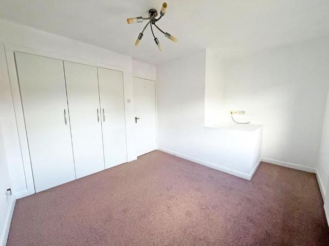 2 bedroom semi detached house to rent