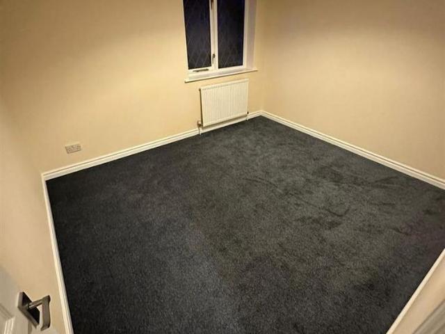 2 bedroom semi detached house to rent