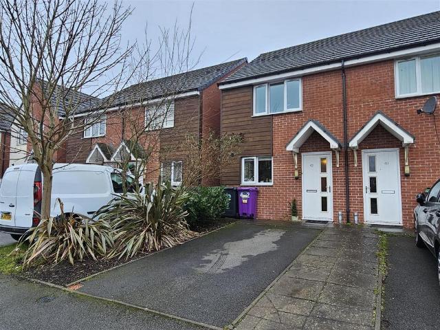 2 bedroom semi detached house to rent