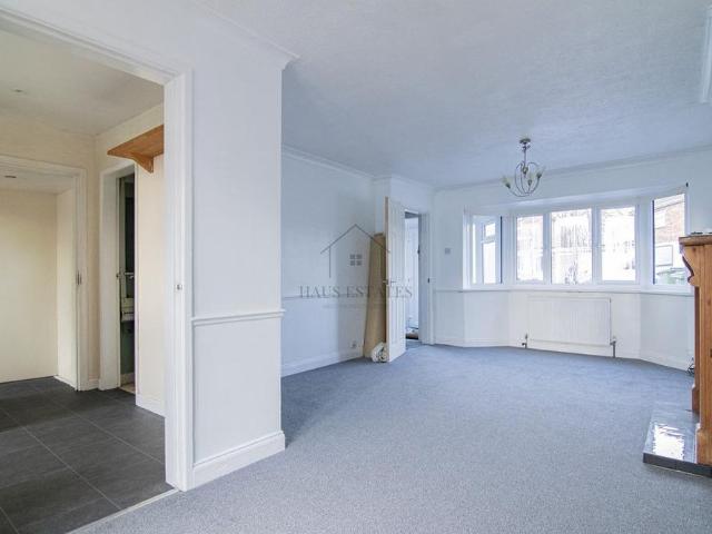 2 bedroom semi detached house to rent