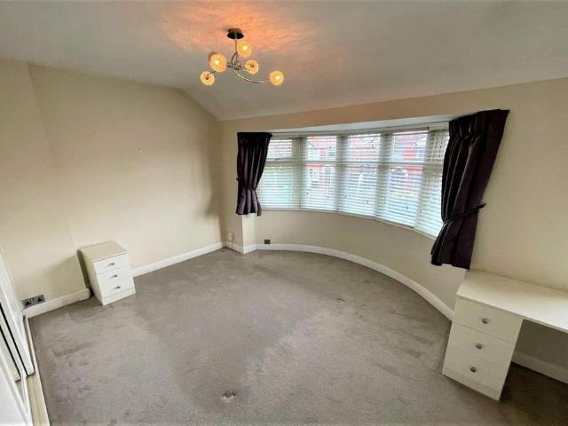 2 bedroom semi detached house to rent