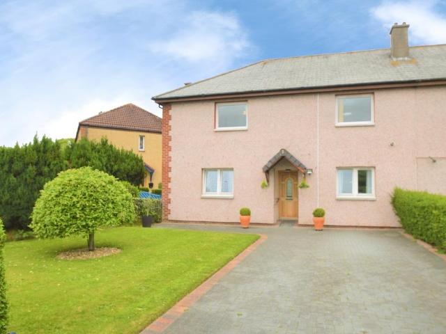 2 bedroom semi detached house to rent