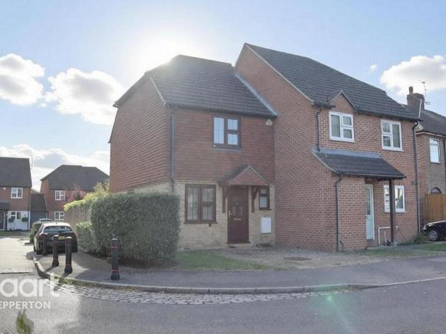 2 bedroom semi detached house to rent
