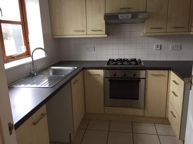 2 bedroom semi detached house to rent