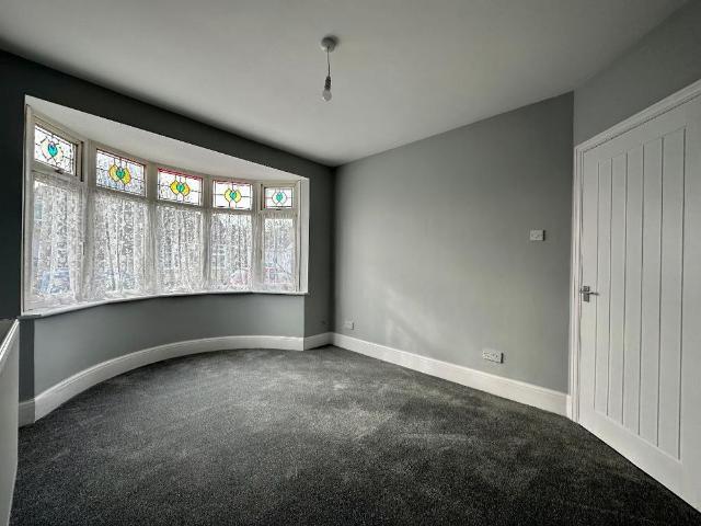 2 bedroom semi detached house to rent