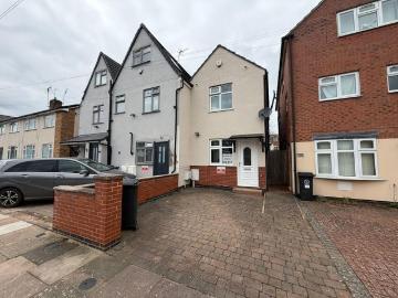 2 bedroom semi detached house to rent