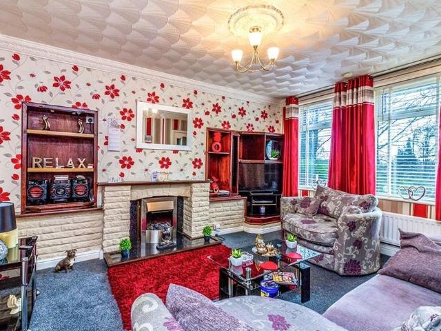 2 bedroom semi detached house to rent