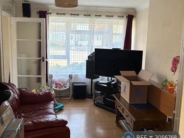 2 bedroom semi detached house to rent