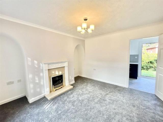 2 bedroom semi detached house to rent