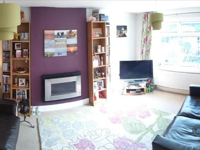 2 bedroom semi detached house to rent