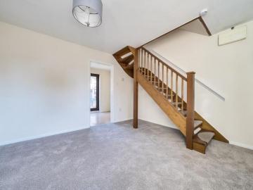 2 bedroom semi detached house to rent